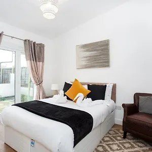 Preston Mews By Sorted Apartment Southend-on-Sea