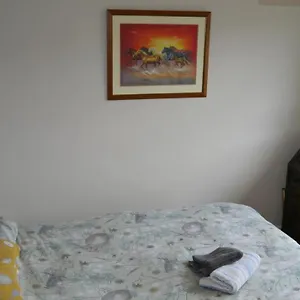  Apartment Cheltenham Apartment With Private Garden